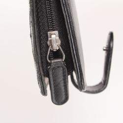 Pre Owned Chanel Black Matelasse Leather Compact Wallet