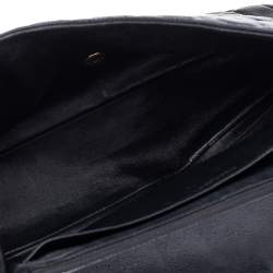 Pre Owned Chanel Black Quilted Caviar Leather Maxi Classic Single Flap Bag