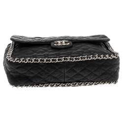 مملوكة مسبقًا حقيبة كتف شانيل ماكسي جلد أسود بسلسلة ملتفة وقلاب