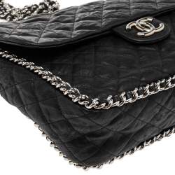 مملوكة مسبقًا حقيبة كتف شانيل ماكسي جلد أسود بسلسلة ملتفة وقلاب