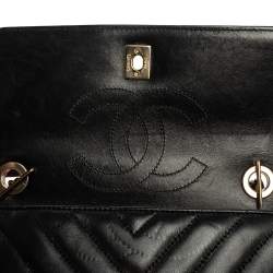 Pre Owned Chanel Black Quilted Leather Small Trendy CC Flap Top Handle Bag