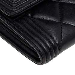 Pre Owned Chanel Black Quilted Leather Boy Long Flap Continental Wallet