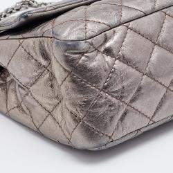 Pre Owned Chanel Metallic Grey Quilted Leather Reissue 2.55 Classic 226 Flap Bag