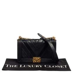 Pre Owned حقيبة شانيل بوي جلد كافيار متع رج أسود بقلاب متوسطة 