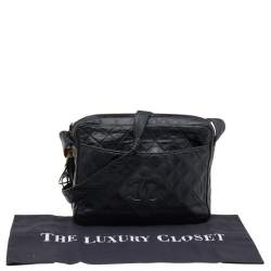 مملوكة مسبقًا حقيبة كاميرا شانيل فينتدج جلد مبطن أسود بشراشيب