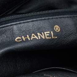 مملوكة مسبقًا حقيبة كاميرا شانيل فينتدج جلد مبطن أسود بشراشيب