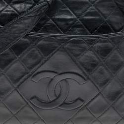 مملوكة مسبقًا حقيبة كاميرا شانيل فينتدج جلد مبطن أسود بشراشيب