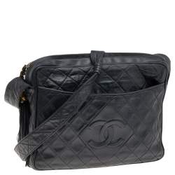 مملوكة مسبقًا حقيبة كاميرا شانيل فينتدج جلد مبطن أسود بشراشيب