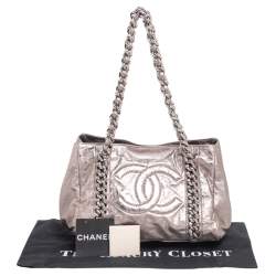 Pre Owned Chanel Metallic Grey Leather Modern Chain East/West Tote Bag
