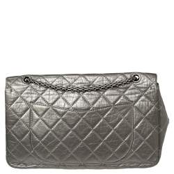 Pre Owned حقيبة شانيل جامبو ريشيو 2.55 كلاسيك 227 جلد مبطن رصاصي ميتاليك بقلاب
