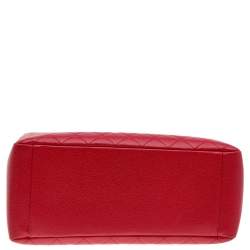 Pre Owned حقيبة يد توتس شانيل غراند شوبنغ جلد كافيار أحمر مبطن