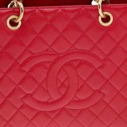 Pre Owned حقيبة يد توتس شانيل غراند شوبنغ جلد كافيار أحمر مبطن