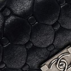 مملوكة مسبقًا حقيبة شانيل شيسترفيلد بادينغ بوي جلد نوبوك مبطن أسود بقلاب صغيرة