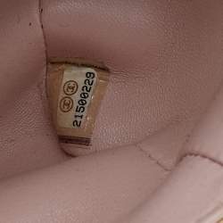 مملوكة مسبقًا حقيبة شانيل ميني كلاسيك جلد ثعبان أزرق بقلاب