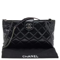 مملوكة مسبقًا Chanel Black Quilted Crinkled Leather Coco Pleats Clutch