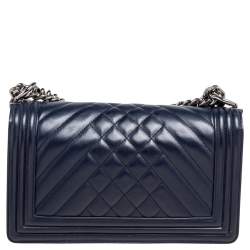 Pre Owned Chanel Midnight Blue Quilted Chevron Leather Medium Boy Flap Bag