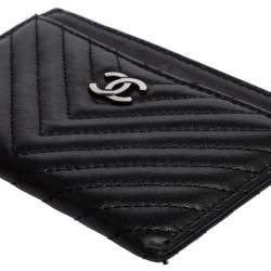 Pre Owned Chanel Black Chevron Leather CC Card Holder