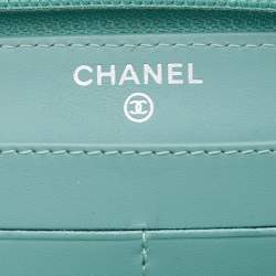 Pre Owned Chanel Aqua Green Caviar Leather CC Zip Around Wallet