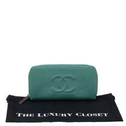 Pre Owned Chanel Aqua Green Caviar Leather CC Zip Around Wallet