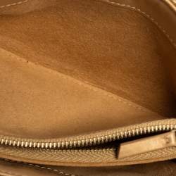 مملوكة مسبقًا حقيبة كلتش شانيل حافظة جوال ميني أو سي سي جلد مبطن ذهبي