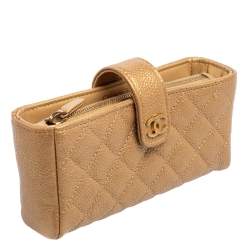 مملوكة مسبقًا حقيبة كلتش شانيل حافظة جوال ميني أو سي سي جلد مبطن ذهبي