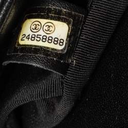 مملوكة مسبقًا Chanel Black Chevron Leather Mademoiselle Vintage Flap Bag