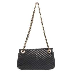 Pre Owned Chanel Black Chevron Leather Small Classic Flap Bag
