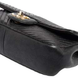 Pre Owned Chanel Black Chevron Leather Small Classic Flap Bag