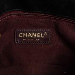 Pre Owned Chanel Black Chevron Leather Small Classic Flap Bag