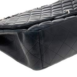 مملوكة مسبقًا Chanel Black Quilted Leather Maxi Classic Single Flap Bag