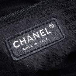 Pre Owned Chanel Black Grained Leather Tassel Hobo