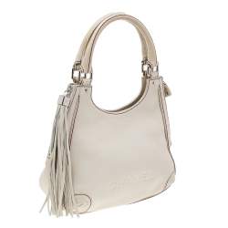 Pre Owned Chanel Off White Grained Leather Tassel Hobo