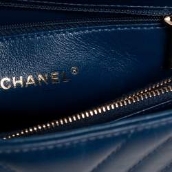 Pre Owned Chanel Blue Crinkled Leather Small Coco Top Handle Bag