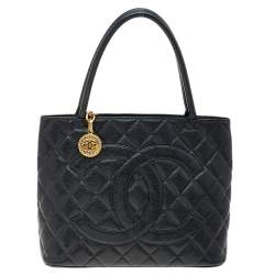 Chanel Metallic Gold Crackled Leather Medium Clam's Pocket Flap Bag