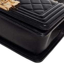 Pre Owned حقيبة بقلاب شانيل بوي جلد مبطن أسود بسلسلة صغيرة