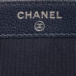 Pre Owned Chanel Navy Blue Caviar Leather CC Box Wallet