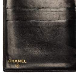 Pre Owned Chanel Black Caviar Leather Vintage Timeless CC French Wallet 