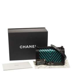 Pre Owned حقيبة شانيل بوي جلد شيفرون إيرسيدنت أسود متوسطة 