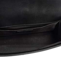 Pre Owned حقيبة شانيل بوي جلد شيفرون إيرسيدنت أسود متوسطة 