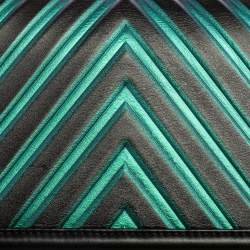 Pre Owned حقيبة شانيل بوي جلد شيفرون إيرسيدنت أسود متوسطة 