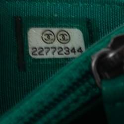 Pre Owned Chanel Green Quilted Leather Boy Wallet on Chain