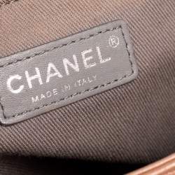 Pre Owned حقيبة شانيل بوي جلد مبطن بيج ميتالك كبيرة 