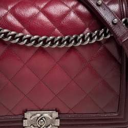 مملوكة مسبقًا حقيبة شانيل بوي جلد رصاصي مبطن كبيرة بقلاب