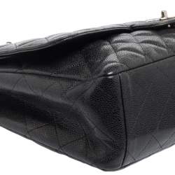 Pre Owned حقيبة شانيل ماكسي كلاسيك جلد كافيار أسود مبطن بقلاب مزدوج