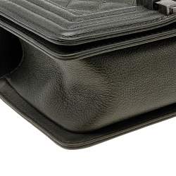 Pre Owned حقيبة شانيل بوي جلد مبطن أخضر بقلاب صغيرة