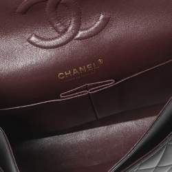 Pre Owned حقيبة شانيل كلاسيك جلد مبطن أسود بقلاب مزدوج متوسطة