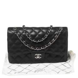 Pre Owned حقيبة شانيل "جامبو كلاسيك" جلد كافيار مبطن أسود بقلاب مزدوج 