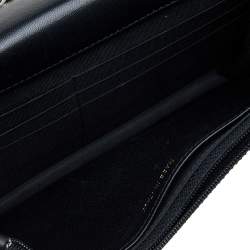 Pre Owned Chanel Black Quilted Leather Trendy CC Wallet On Chain