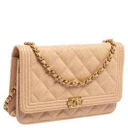 مملوكة مسبقًا محفظة بسلسلة شانيل بوي جلد مبطن أخضر