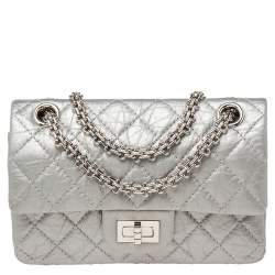 Pre Owned Chanel Silver Quilted Crinkled Leather 2.55 Reissue 224 Double Flap Bag